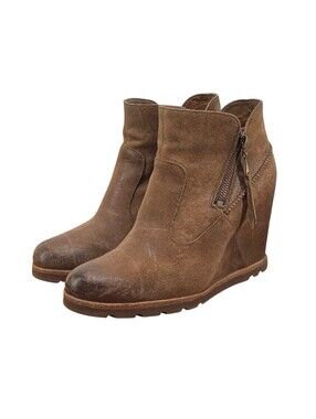 UGG Myrna Lodge Wedge Booties Women's Size 8 Brown Distressed Leather